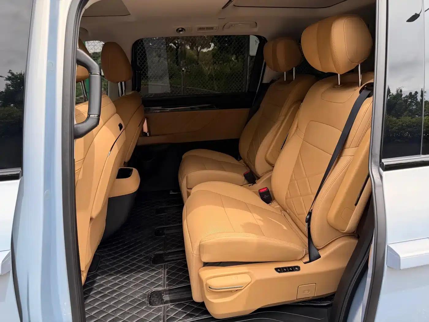 Trumpchi E8 PHEV 2024 Model 150km MAX+ — миниатюра 17