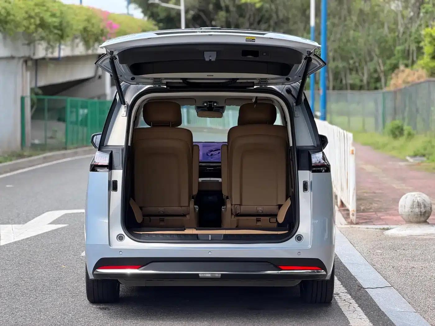 Trumpchi E8 PHEV 2024 Model 150km MAX+ — миниатюра 8