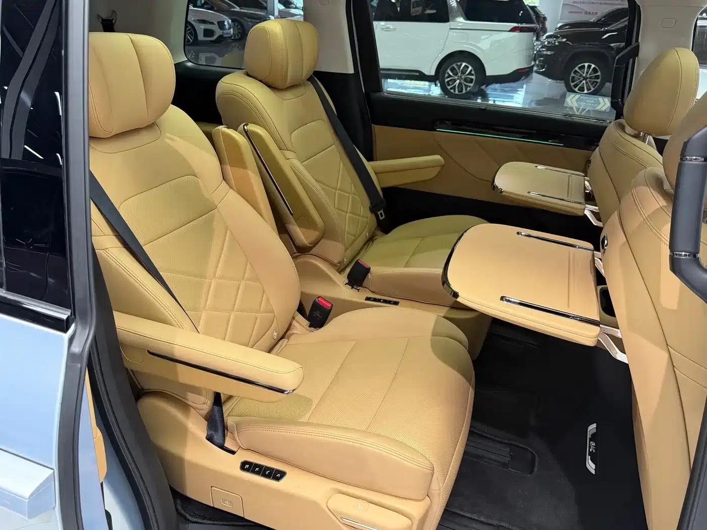 Trumpchi E8 PHEV 2024 Model 150km MAX+ — миниатюра 18