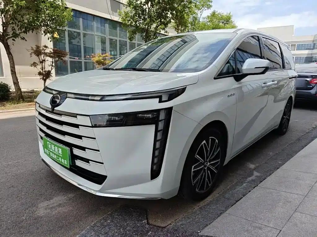 Trumpchi E8 PHEV 2024 Model 150km MAX — миниатюра 1