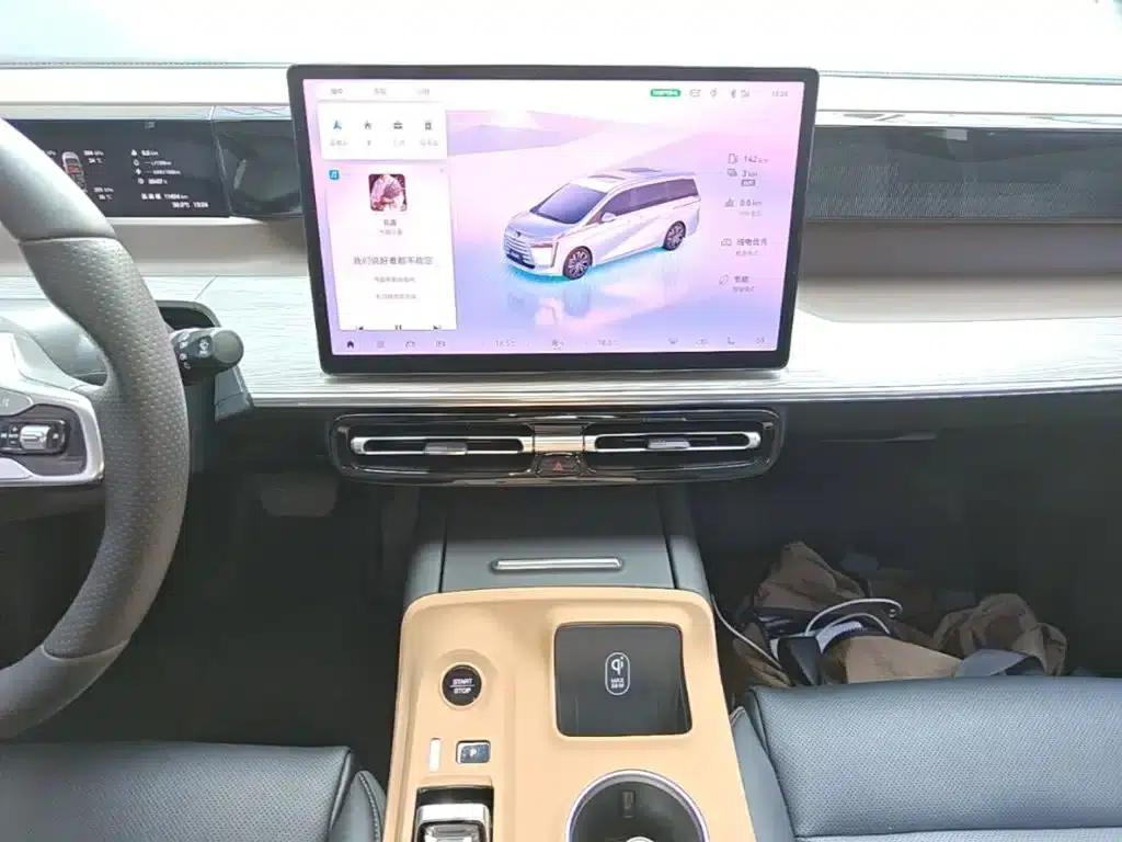 Trumpchi E8 PHEV 2024 Model 150km MAX — миниатюра 13