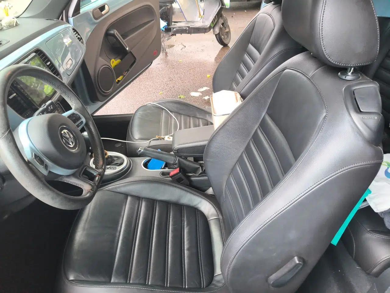 Volkswagen Beetle 2014 1.4TSI R-Line — миниатюра 15