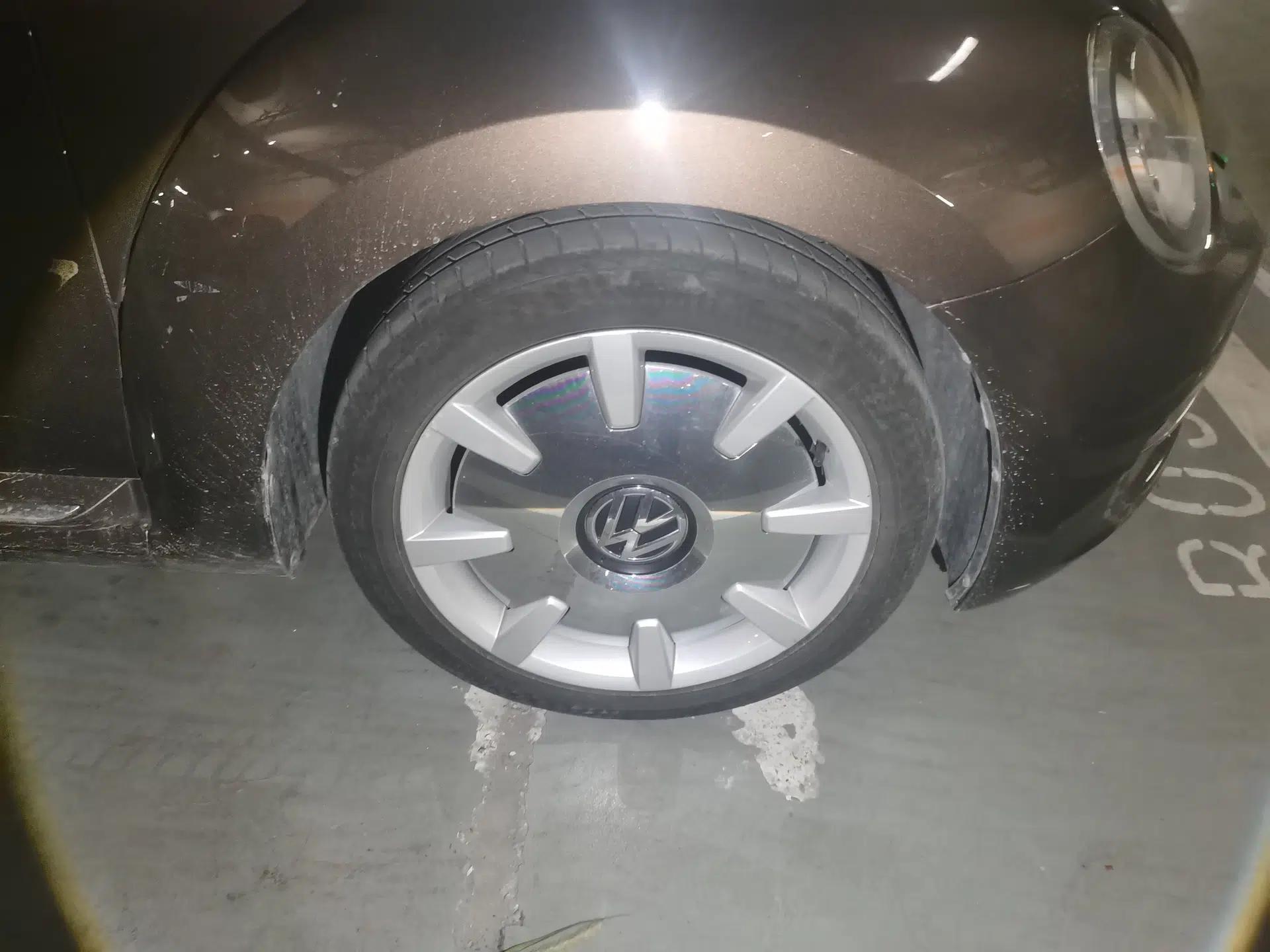 Volkswagen Beetle Beetle (Imported) 1.4T 4-Seat Automatic — миниатюра 8