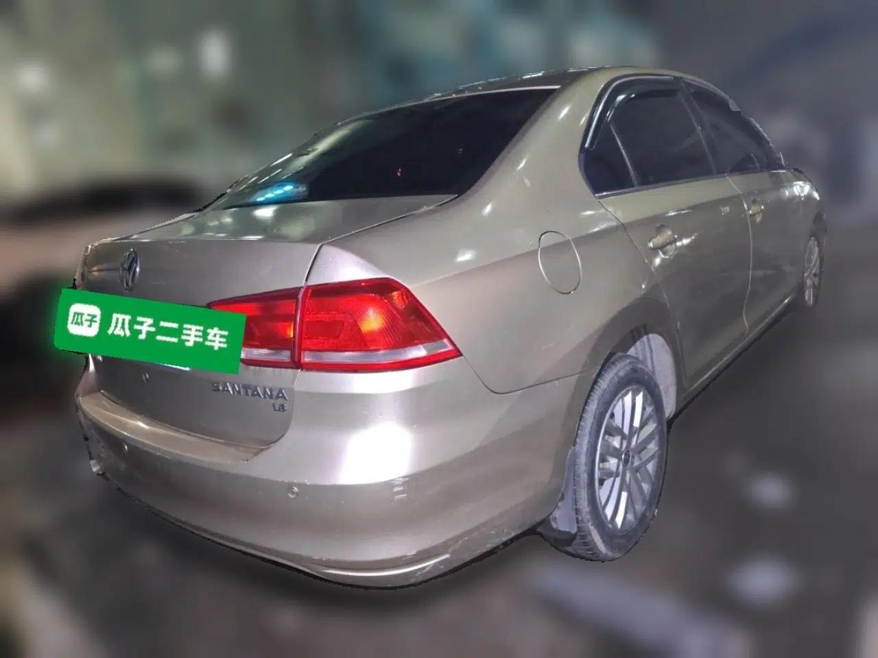 Volkswagen Santana 2013 1.6L Automatic Luxury Edition — миниатюра 6