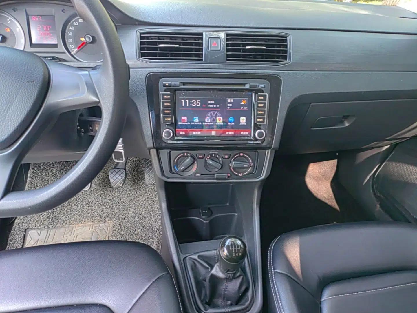 Volkswagen Santana 2016 1.6L Manual Fashion Edition — миниатюра 15