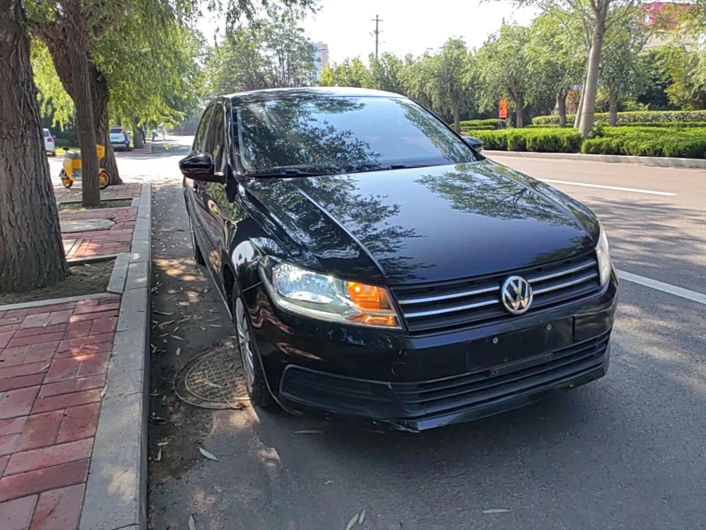 Volkswagen Santana 2016 1.6L Manual Fashion Edition — миниатюра 3