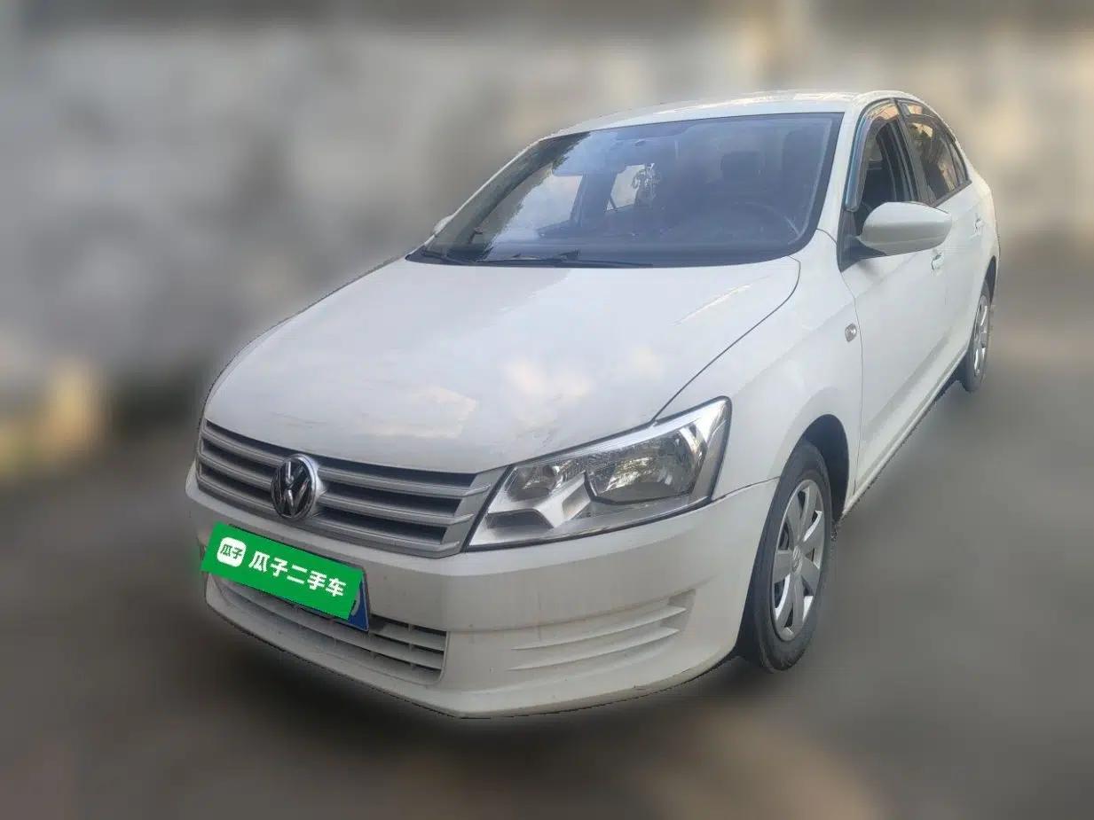 Volkswagen Santana 2015 1.6L Manual Fashion Edition — миниатюра 1