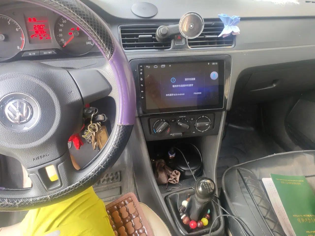 Volkswagen Santana 2015 1.6L Manual Fashion Edition — миниатюра 13