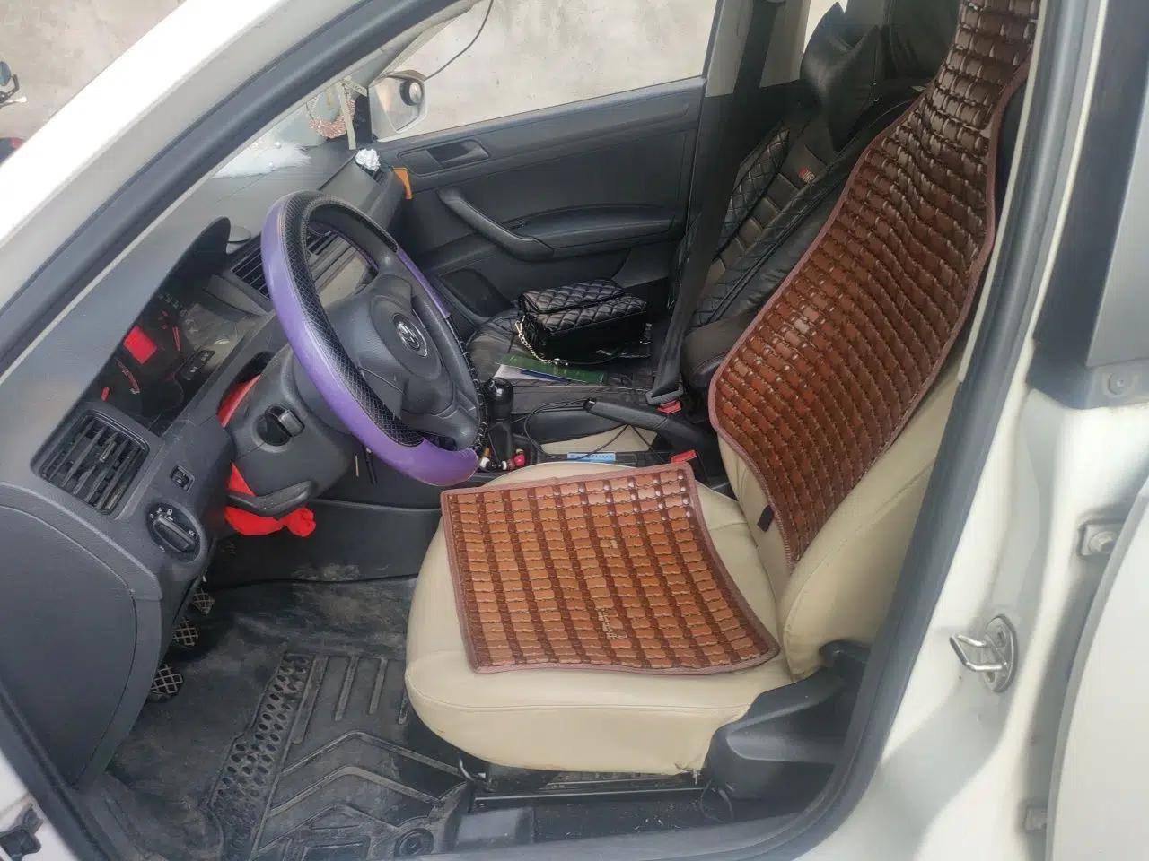 Volkswagen Santana 2015 1.6L Manual Fashion Edition — миниатюра 15