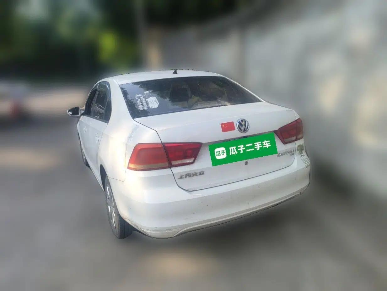 Volkswagen Santana 2015 1.6L Manual Fashion Edition — миниатюра 4