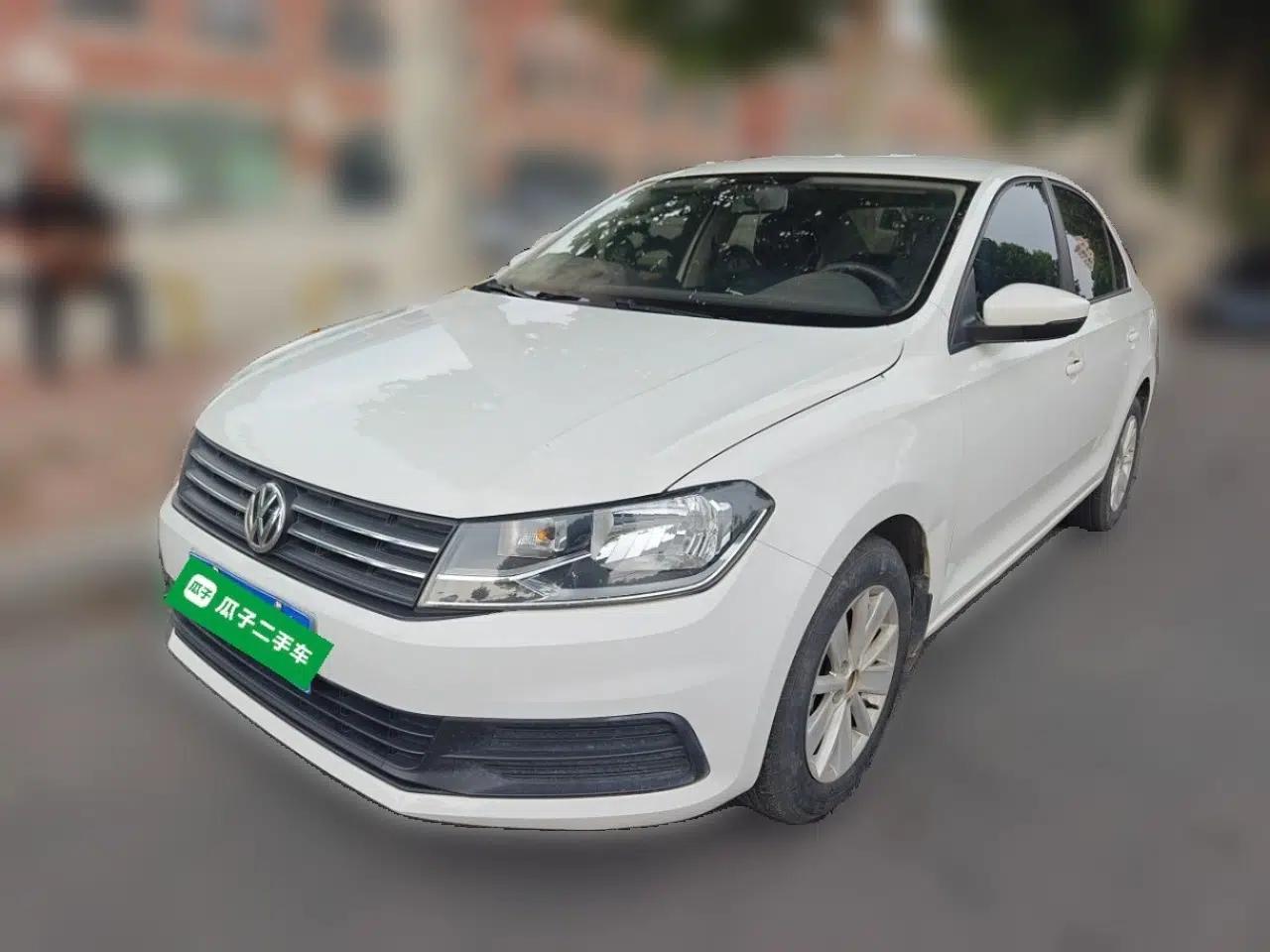 Volkswagen Santana 2016 1.6L Automatic Fashion Edition — миниатюра 1