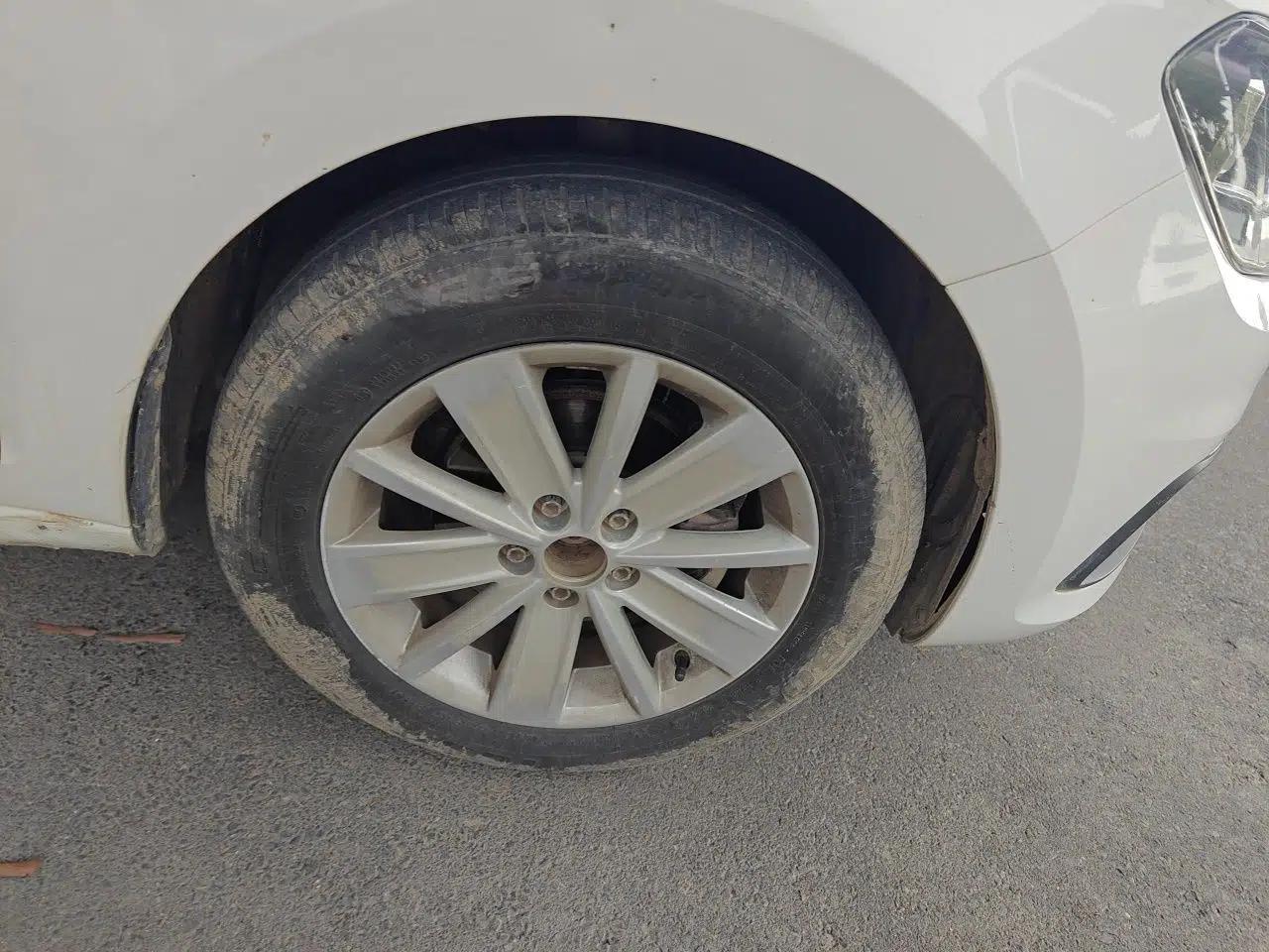 Volkswagen Santana 2016 1.6L Automatic Fashion Edition — миниатюра 8