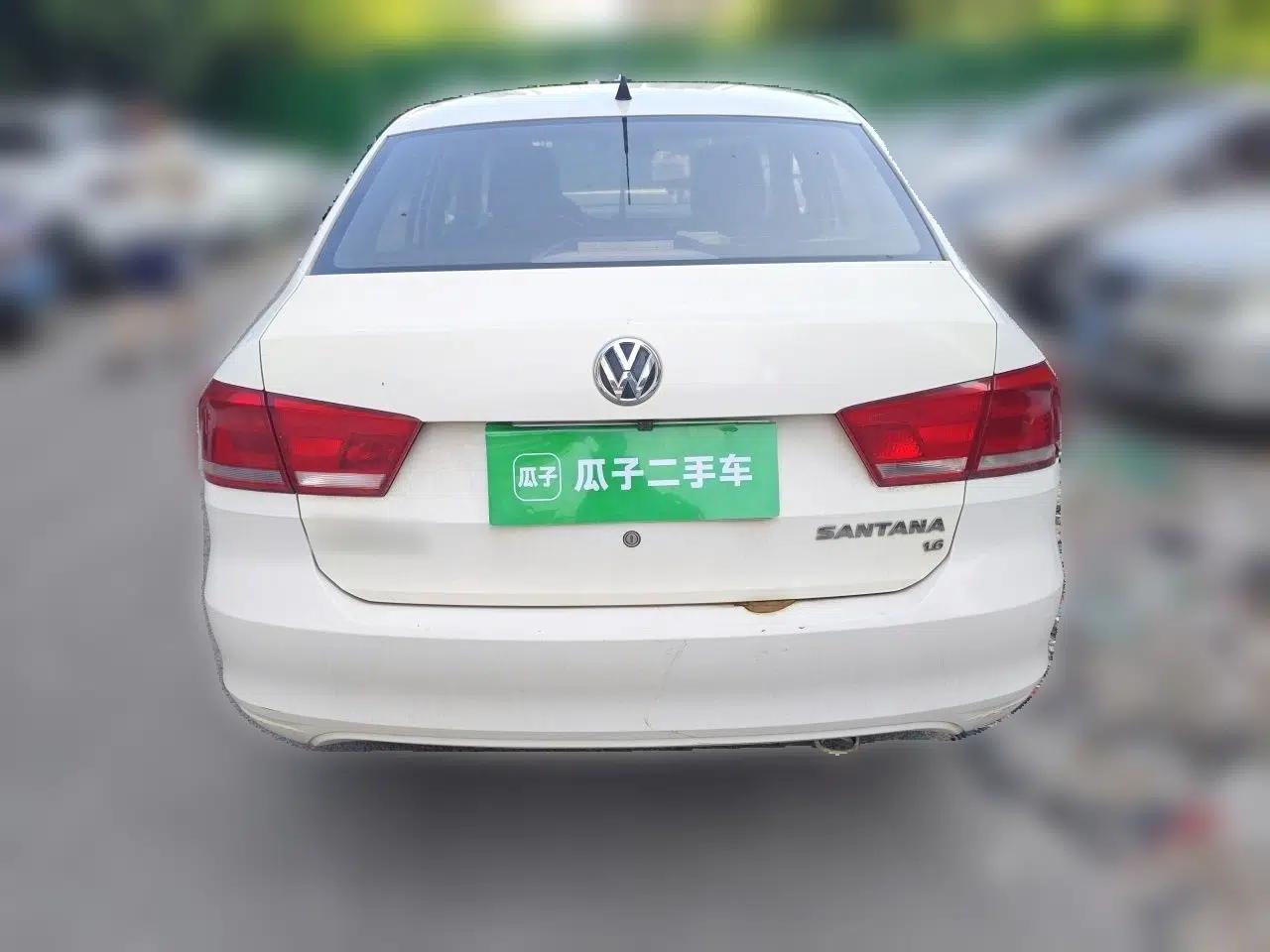 Volkswagen Santana 2013 1.6L Manual Fashion Edition — миниатюра 5