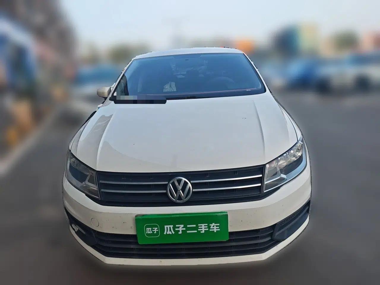 Volkswagen Santana 2016 1.4L Manual Fashion Edition — миниатюра 2