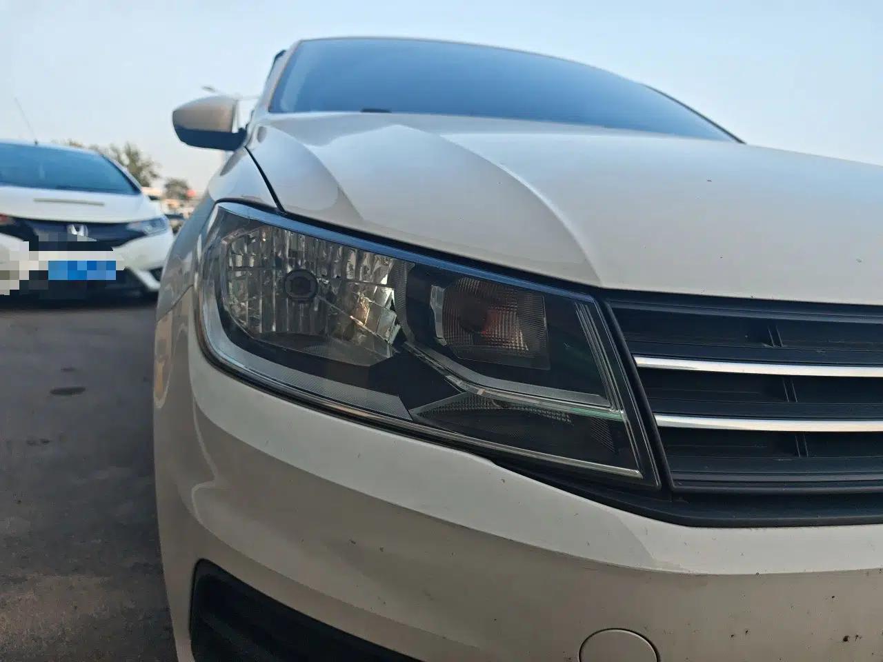 Volkswagen Santana 2016 1.4L Manual Fashion Edition — миниатюра 7