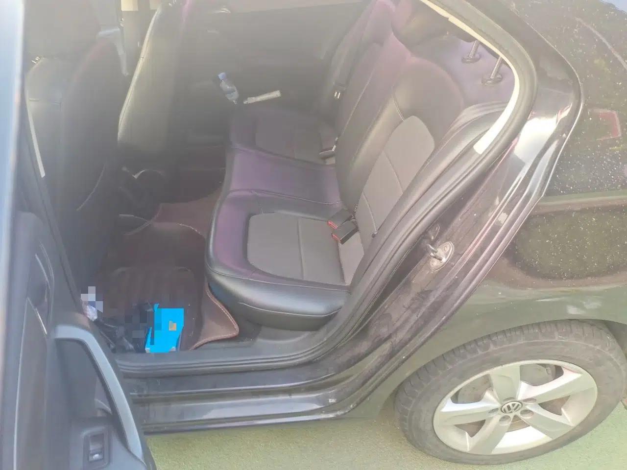 Volkswagen Santana 2013 1.6L Manual Comfort Edition — миниатюра 17