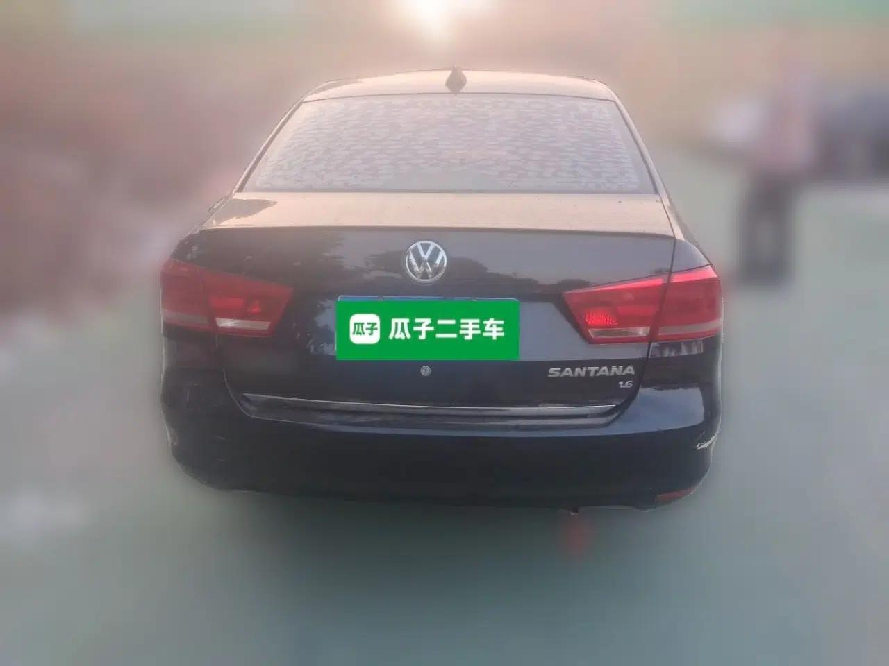 Volkswagen Santana 2013 1.6L Manual Comfort Edition — миниатюра 5
