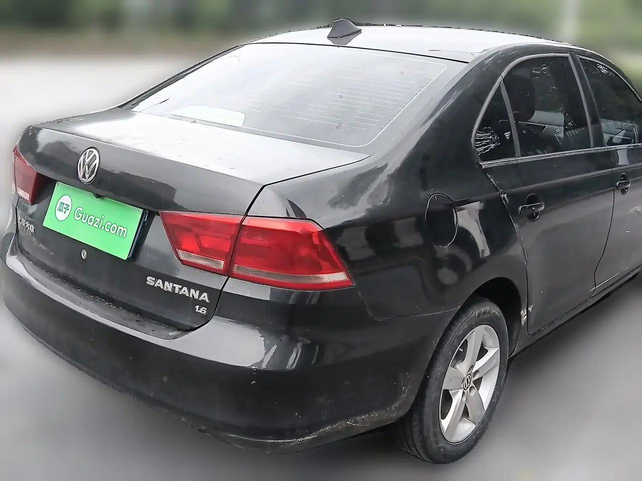 Volkswagen Santana 2013 1.6L Manual Comfort Edition — миниатюра 6