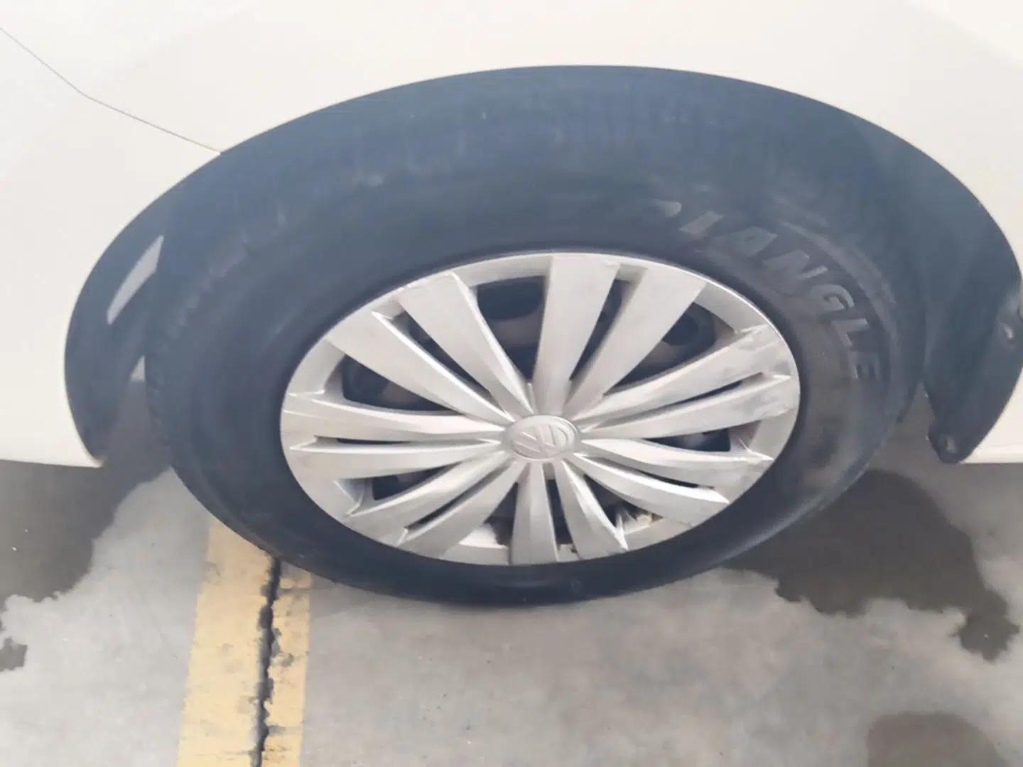 Volkswagen Santana 2016 1.6L Manual Fashion Edition — миниатюра 15