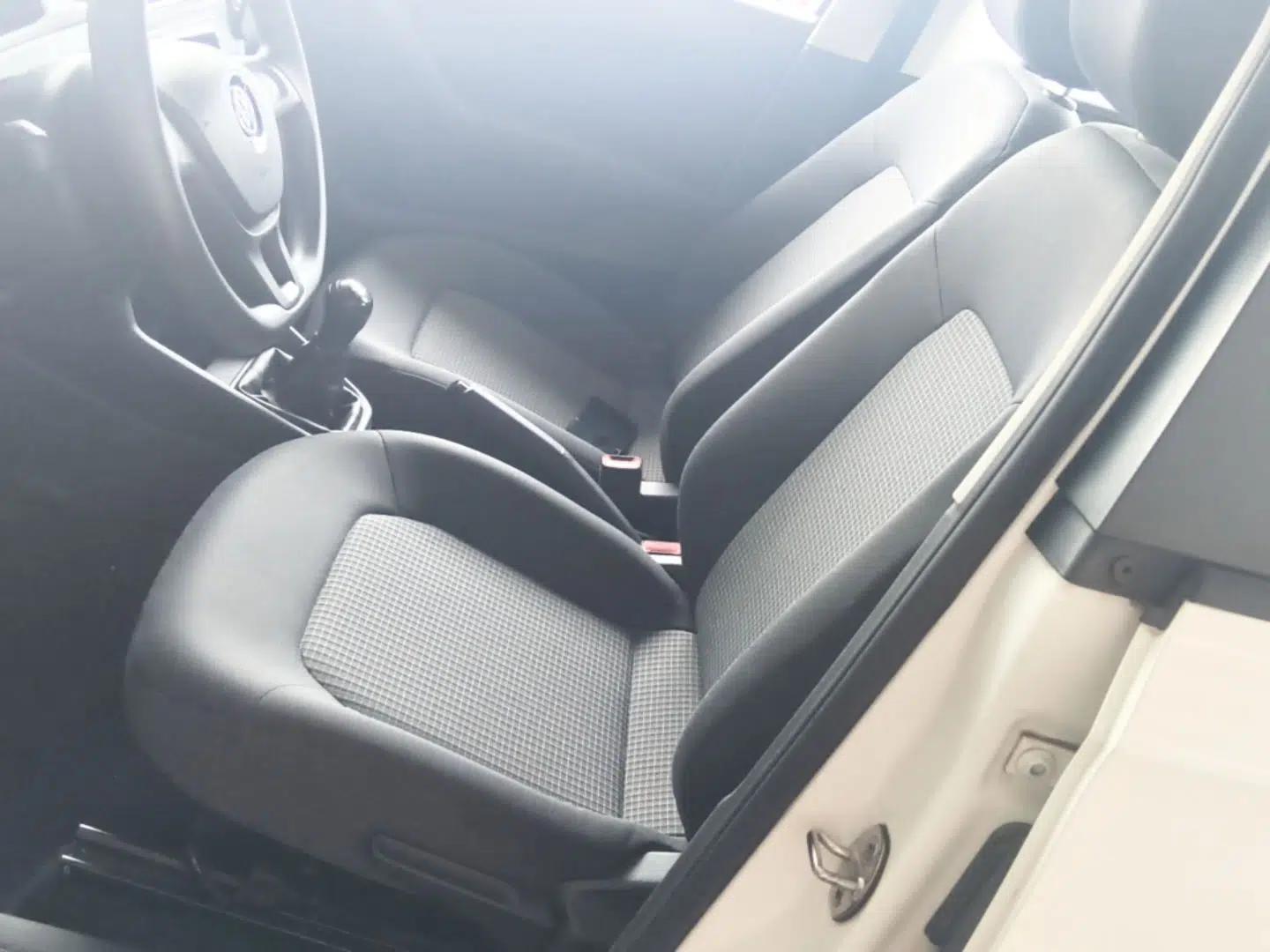 Volkswagen Santana 2016 1.6L Manual Fashion Edition — миниатюра 22