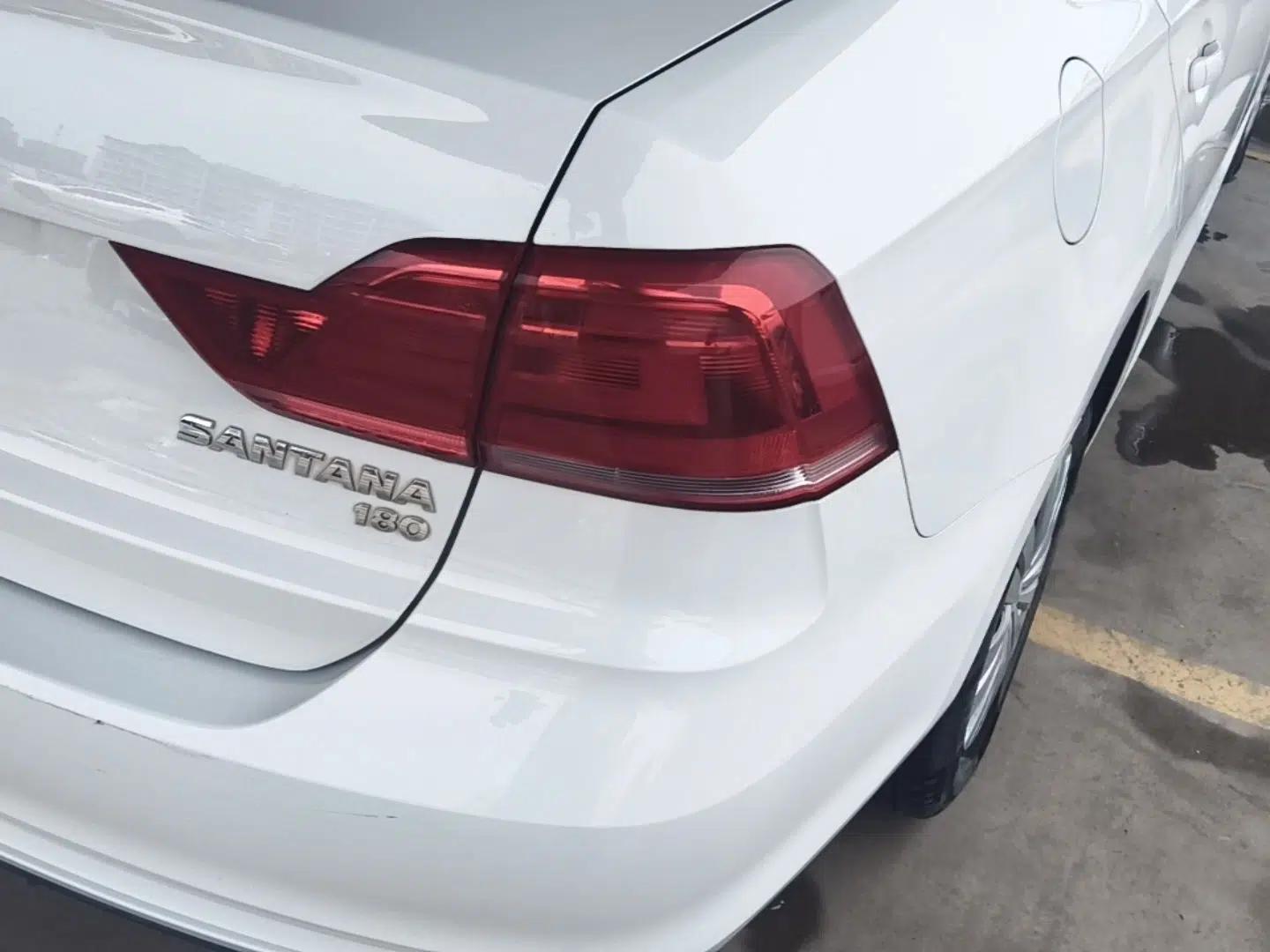 Volkswagen Santana 2016 1.6L Manual Fashion Edition — миниатюра 9