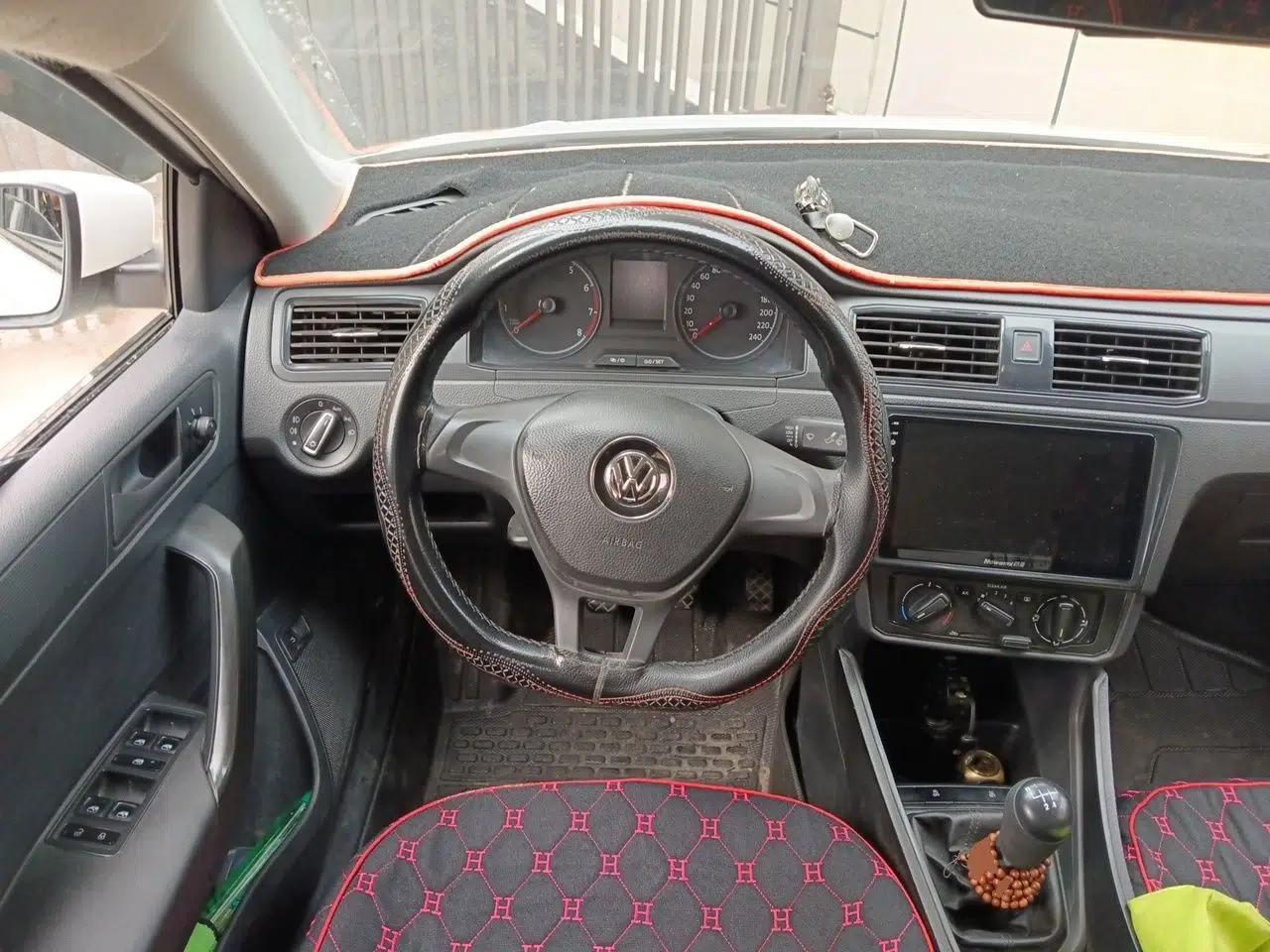 Volkswagen Santana 2019 1.5L Manual Fashion Edition China VI Standard — миниатюра 10