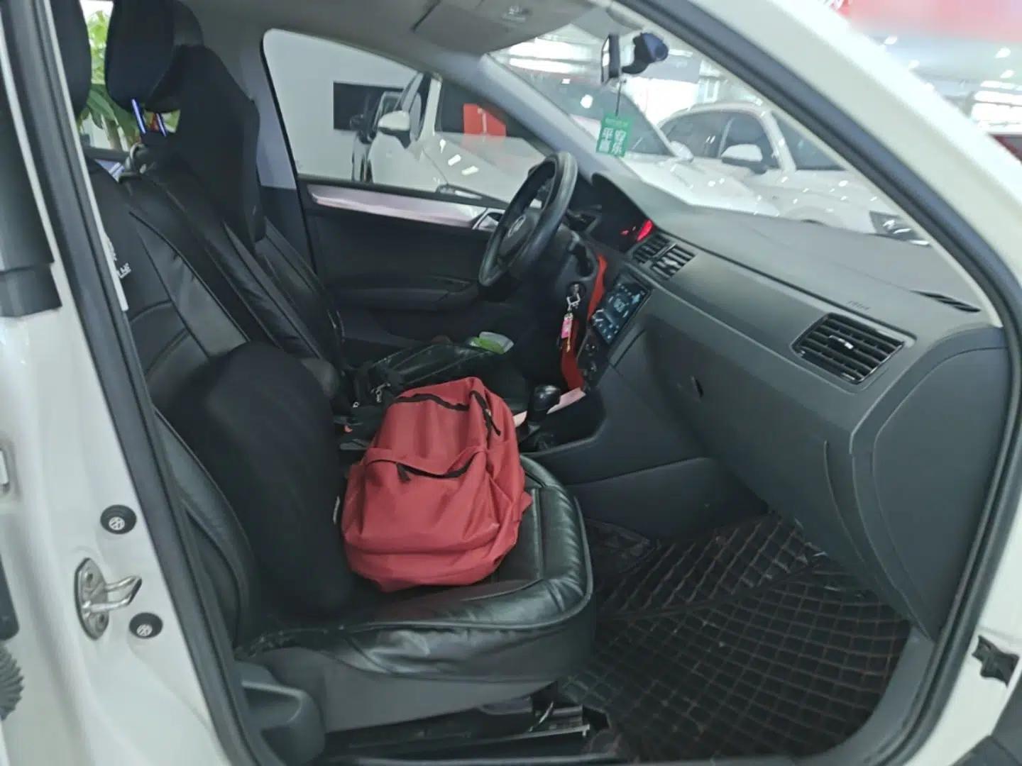 Volkswagen Santana 2021 1.5L Automatic Fashion Edition — миниатюра 19