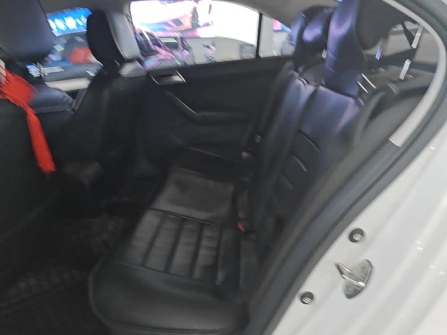 Volkswagen Santana 2021 1.5L Automatic Fashion Edition — миниатюра 20