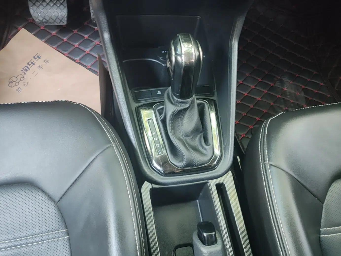 Volkswagen Santana 2021 1.5L Automatic Fashion Edition — миниатюра 16
