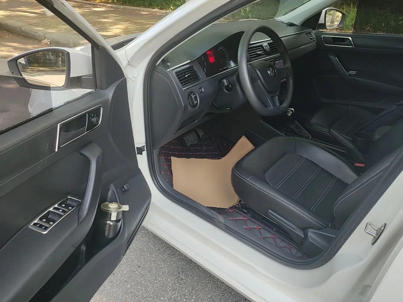 Volkswagen Santana 2021 1.5L Automatic Fashion Edition — миниатюра 18