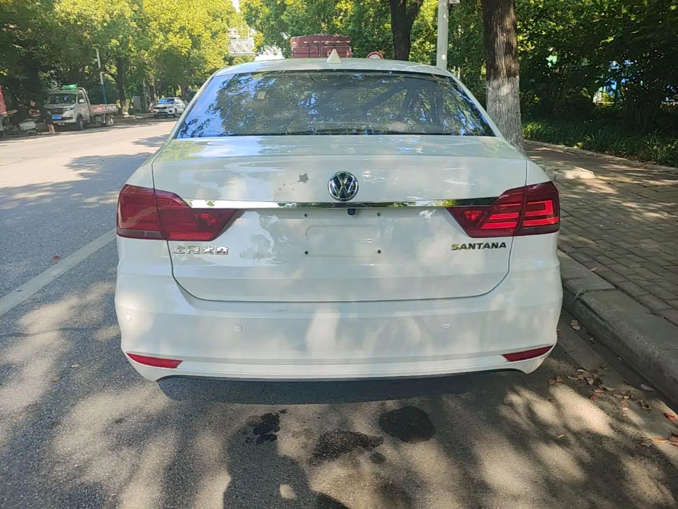 Volkswagen Santana 2021 1.5L Automatic Fashion Edition — миниатюра 5