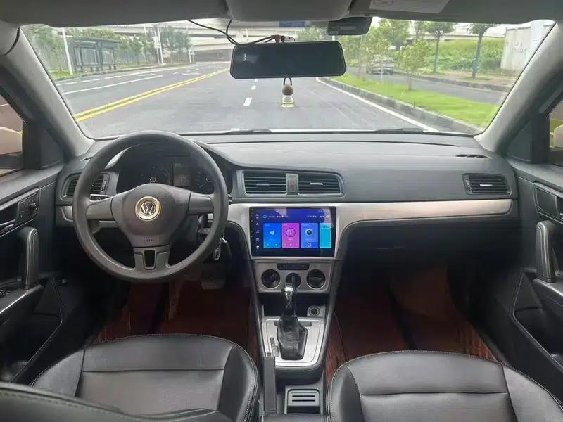 2017 Volkswagen Lavida 1.6L Automatic Comfort Edition — миниатюра 7