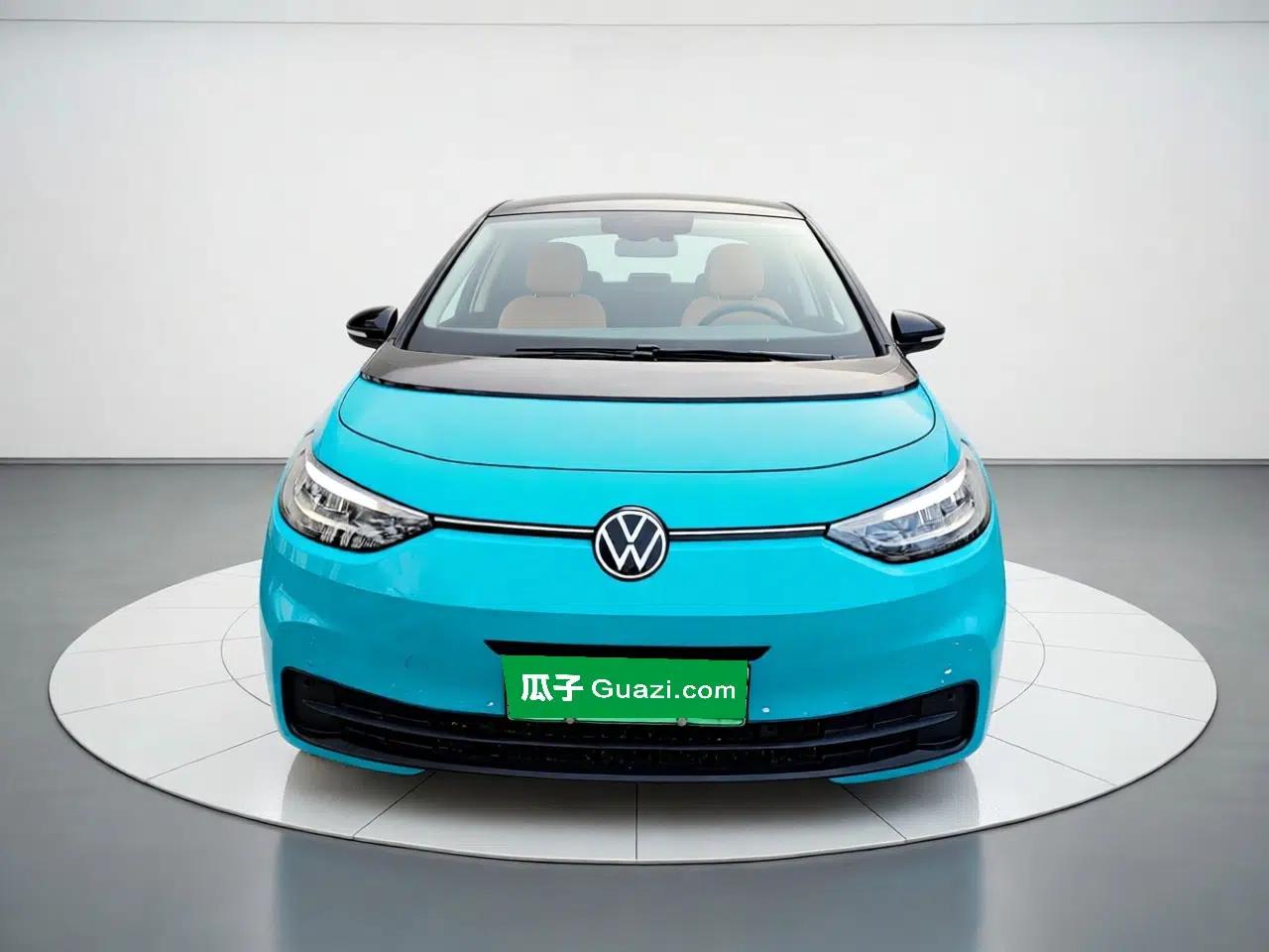 Volkswagen ID.3 2023 Pure Smart Edition — миниатюра 2