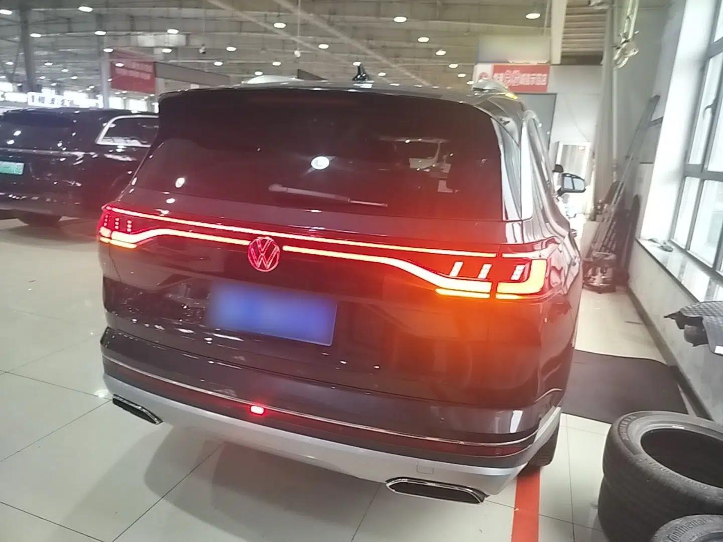 Volkswagen Talagon 2022 380TSI All-Wheel-Drive Luxury Prestige Pro 7-Seater — миниатюра 6