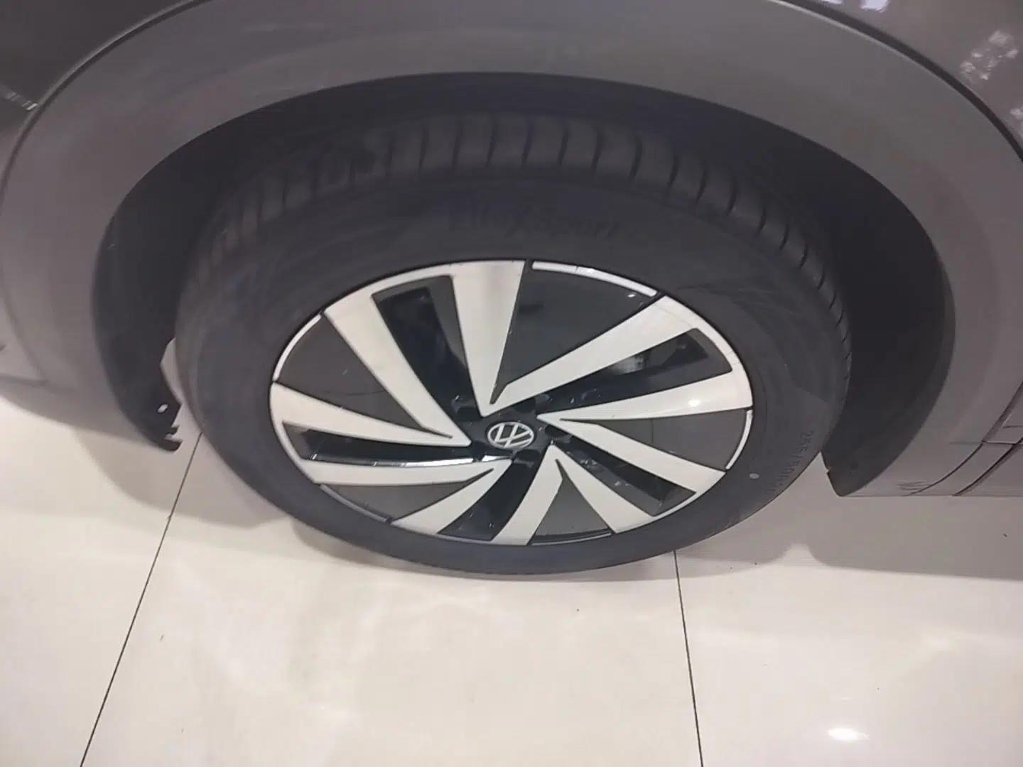 Volkswagen Talagon 2022 380TSI All-Wheel-Drive Luxury Prestige Pro 7-Seater — миниатюра 10