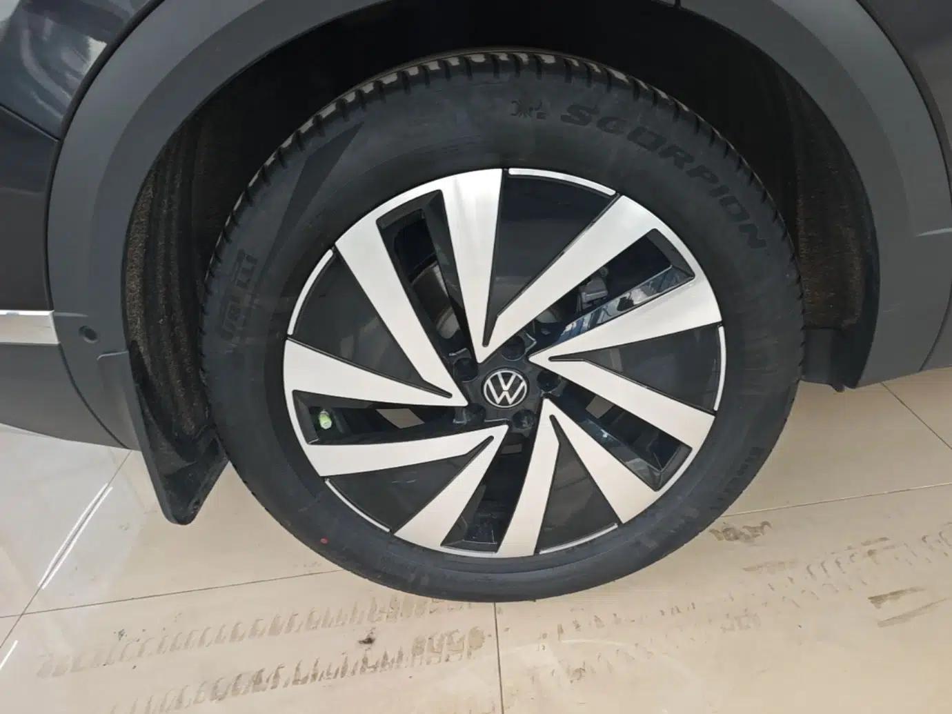 Volkswagen Talagon 2022 380TSI Four-Wheel Drive Luxury "Jiajing" Edition Pro 6 Seats — миниатюра 11