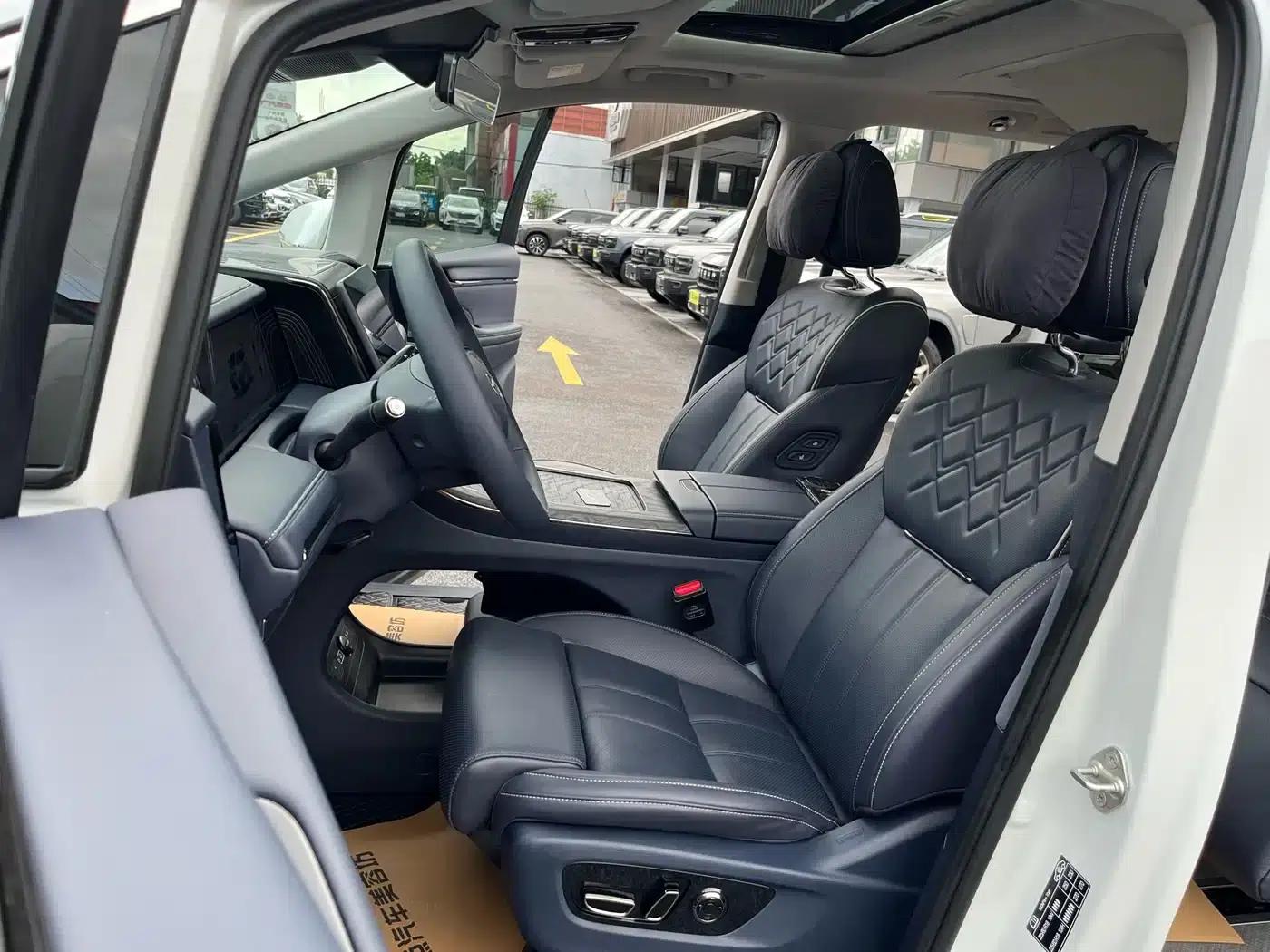 Trumpchi Aspiration M8 2025 Qiankun Series Ultra First Class — миниатюра 11