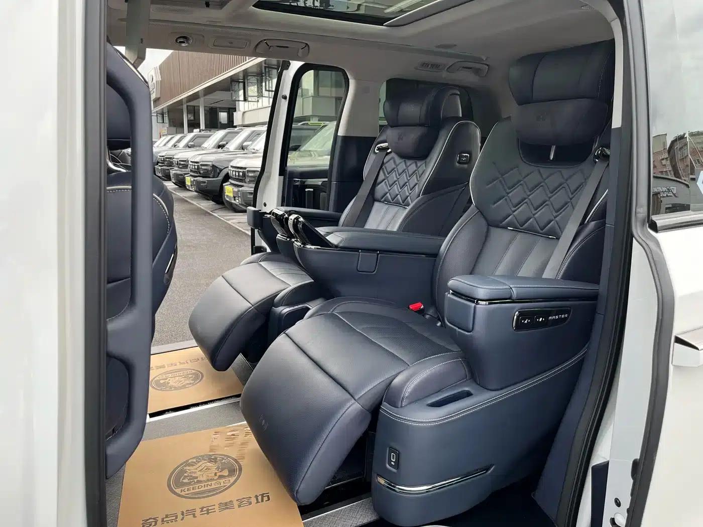 Trumpchi Aspiration M8 2025 Qiankun Series Ultra First Class — миниатюра 14