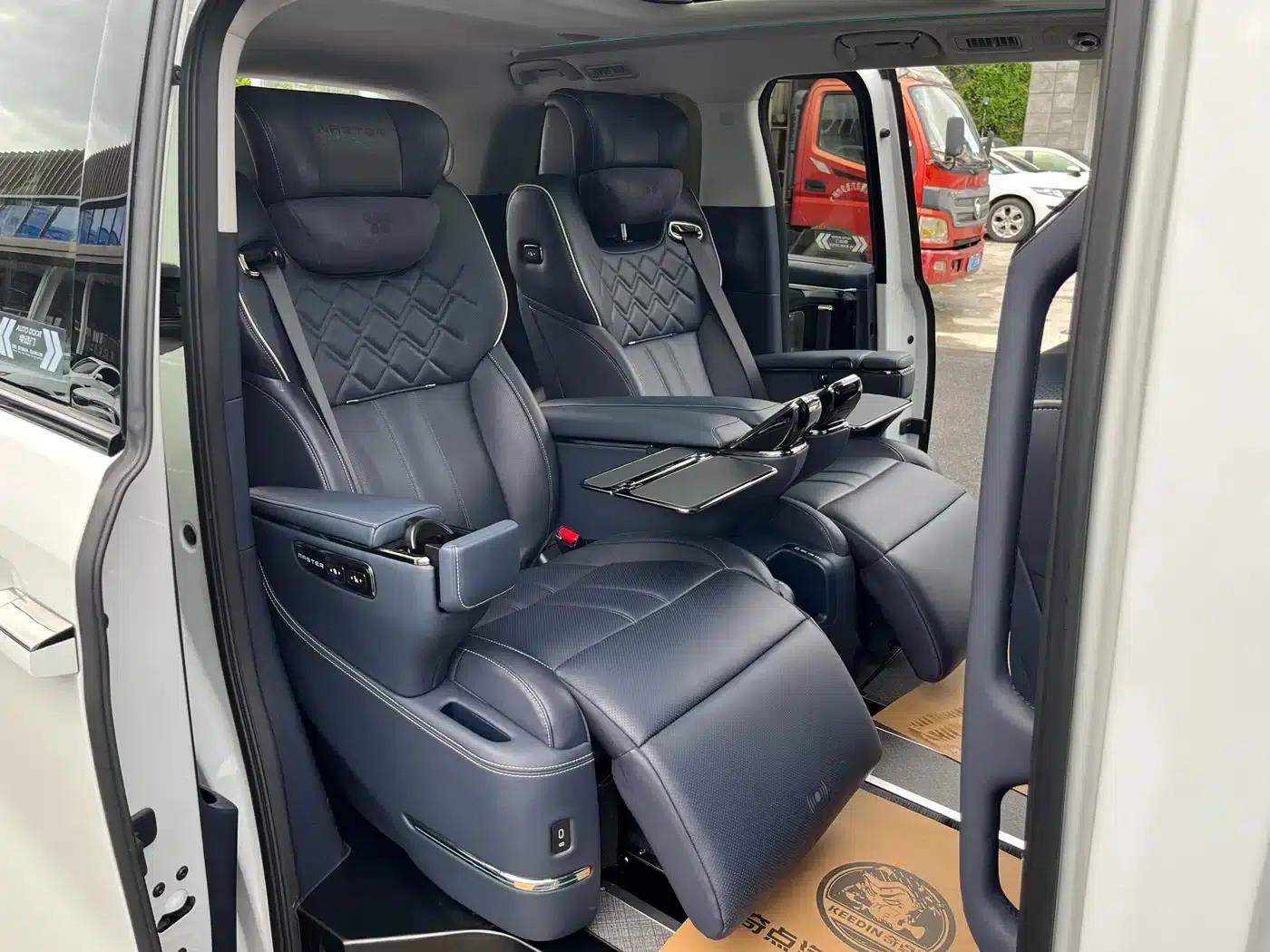 Trumpchi Aspiration M8 2025 Qiankun Series Ultra First Class — миниатюра 18
