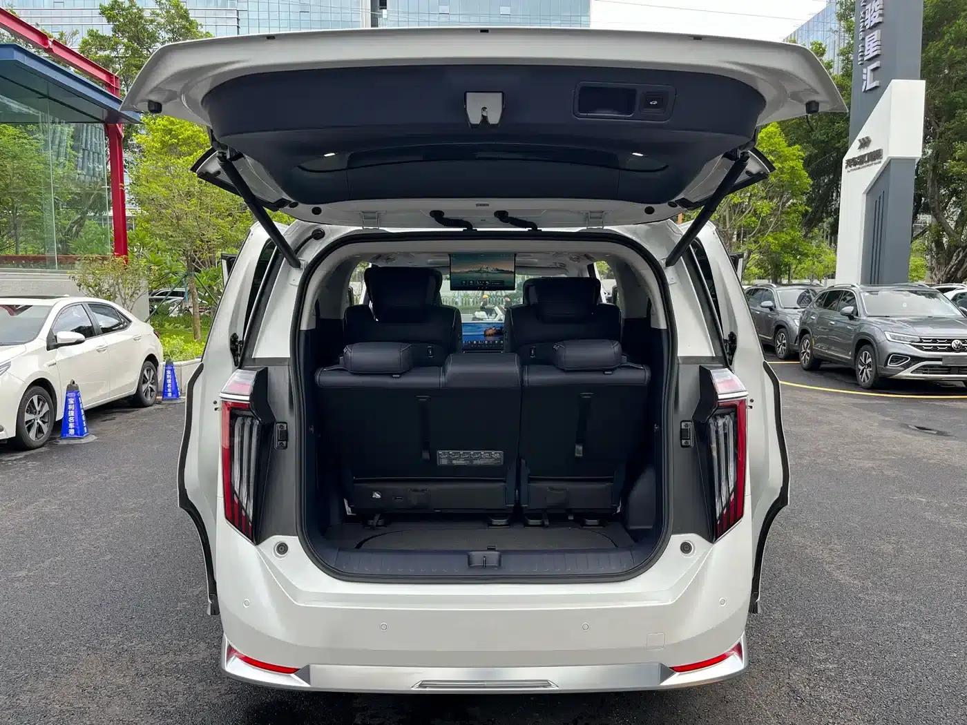 Trumpchi Aspiration M8 2025 Qiankun Series Ultra First Class — миниатюра 28