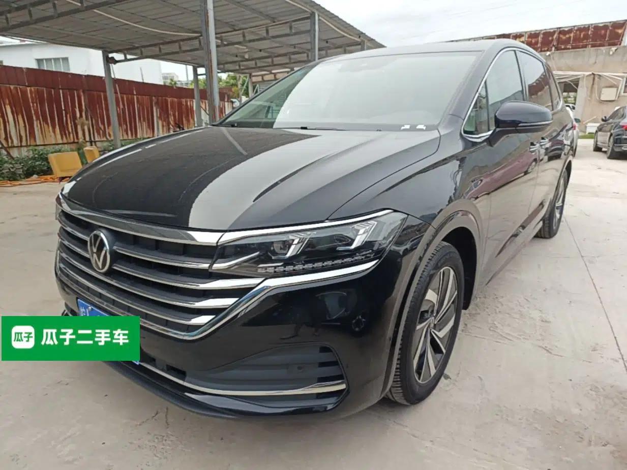 Volkswagen Viloran 2023 Facelift 330TSI Luxury Edition — миниатюра 1