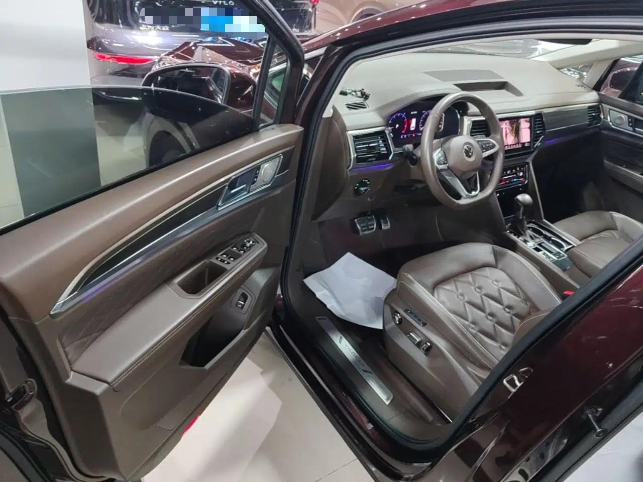 Volkswagen Viloran 2020 380TSI Prestige Edition — миниатюра 18