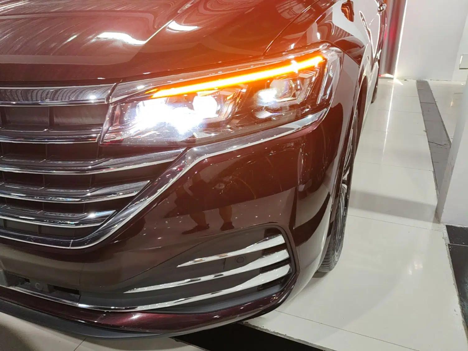 Volkswagen Viloran 2020 380TSI Prestige Edition — миниатюра 8