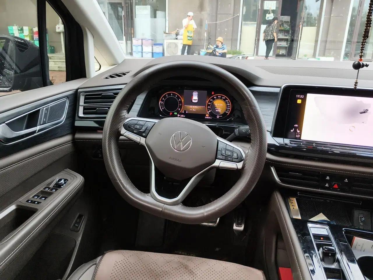 Volkswagen Viloran 2024 380TSI Luxury Edition — миниатюра 10