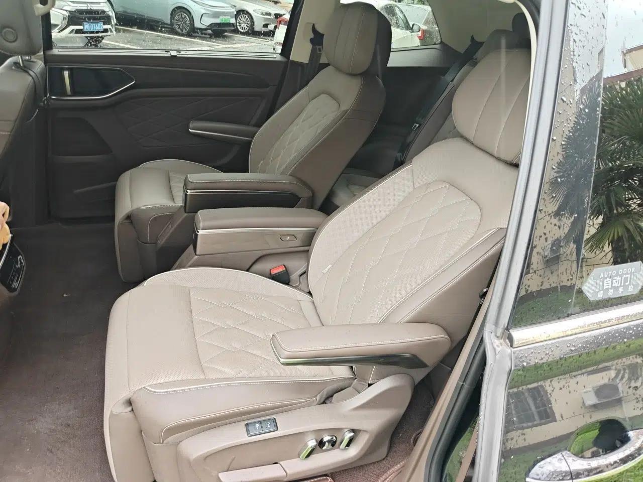 Volkswagen Viloran 2023 380TSI Prestige Edition — миниатюра 17