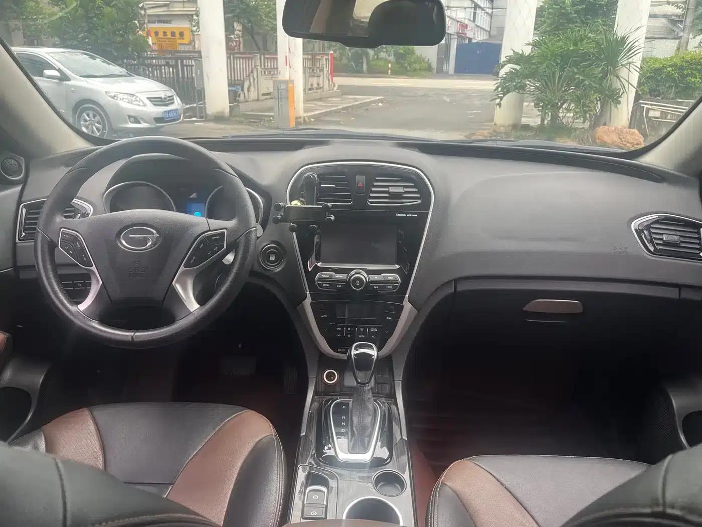 Trumpchi GS5 Super 2015 1.8T Automatic 2WD Luxury Navigation Edition — миниатюра 12