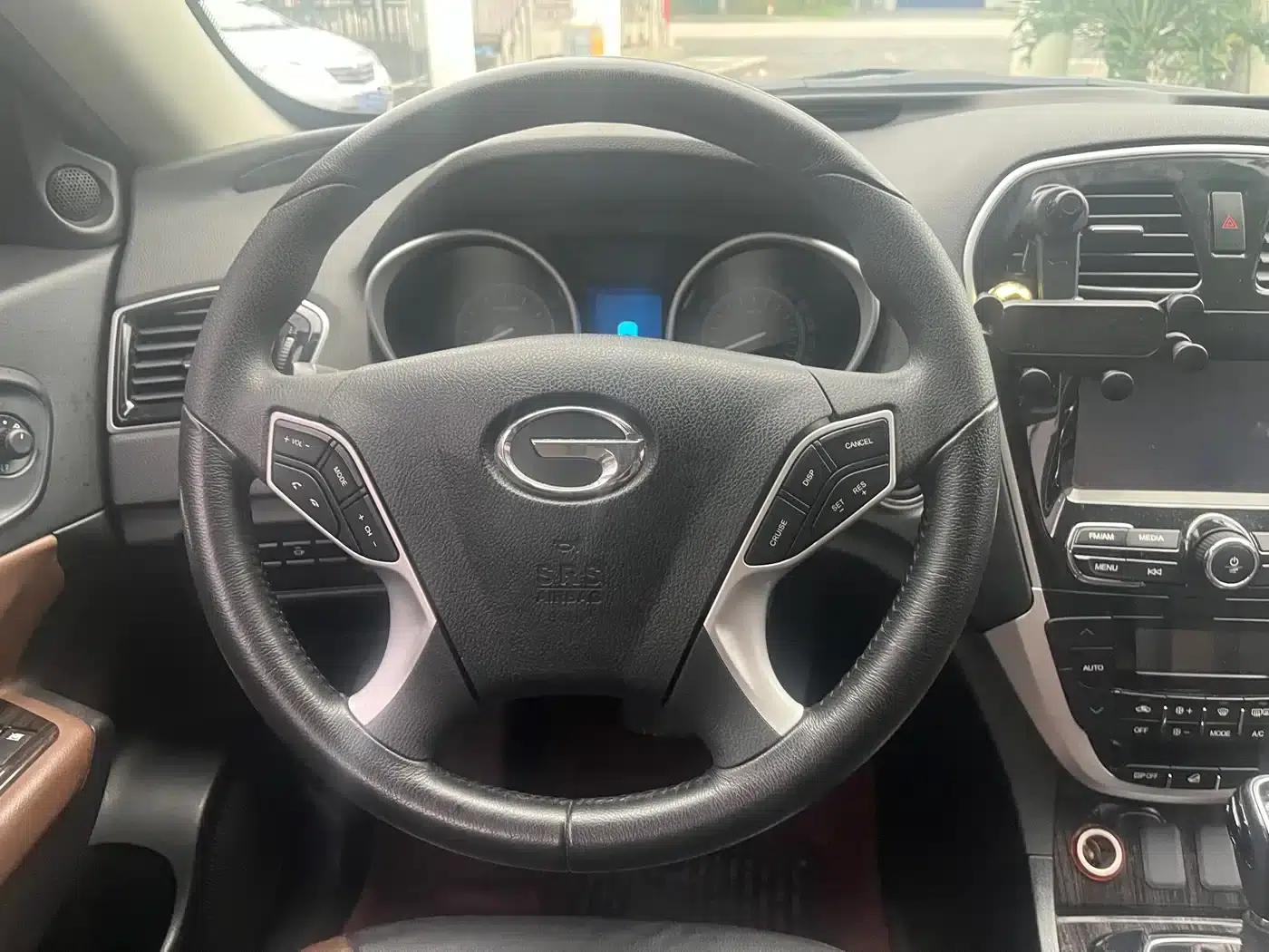 Trumpchi GS5 Super 2015 1.8T Automatic 2WD Luxury Navigation Edition — миниатюра 13