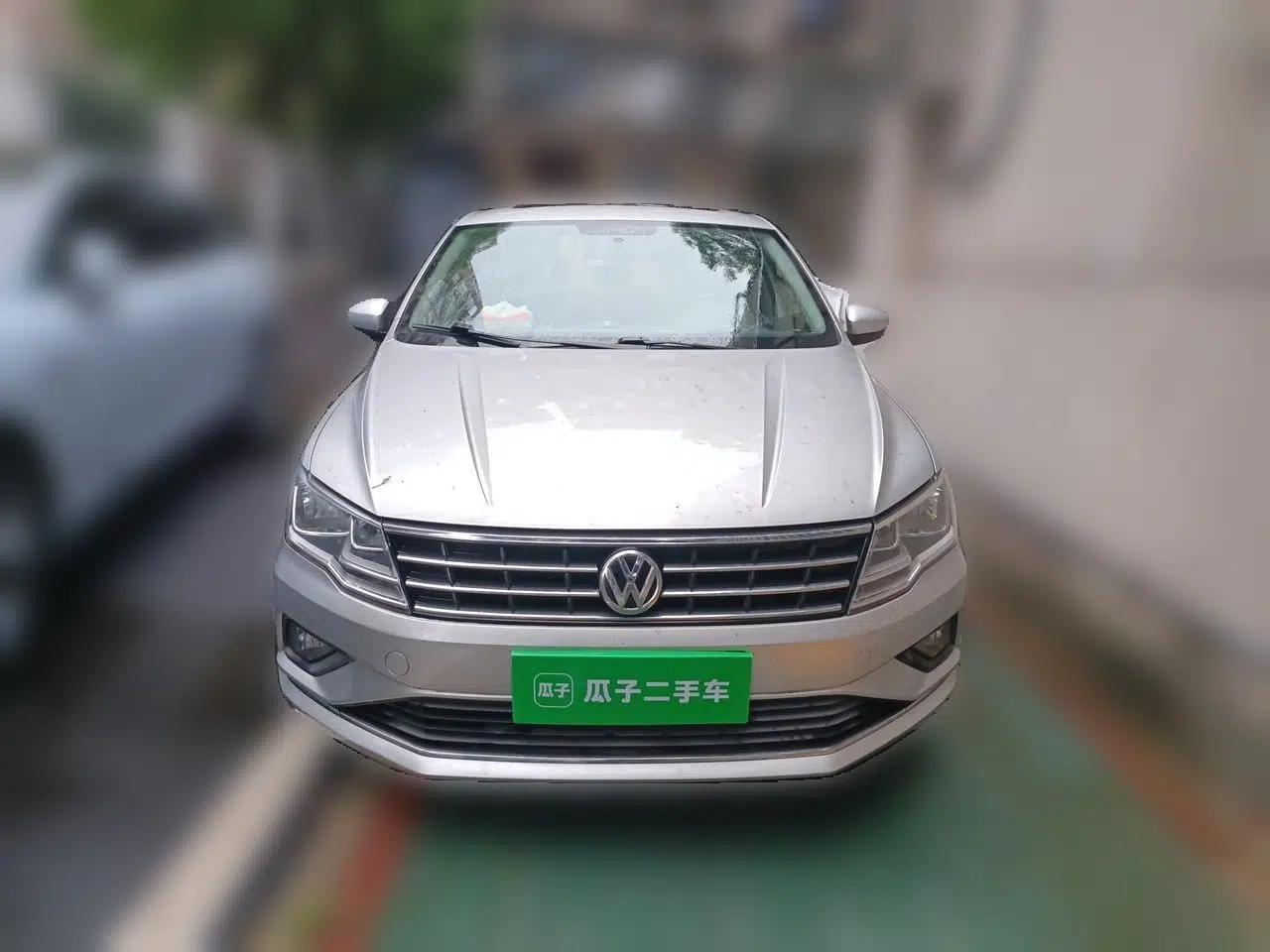 Volkswagen Jetta 2019 Dream Edition 1.5L Automatic Comfort Version — миниатюра 2