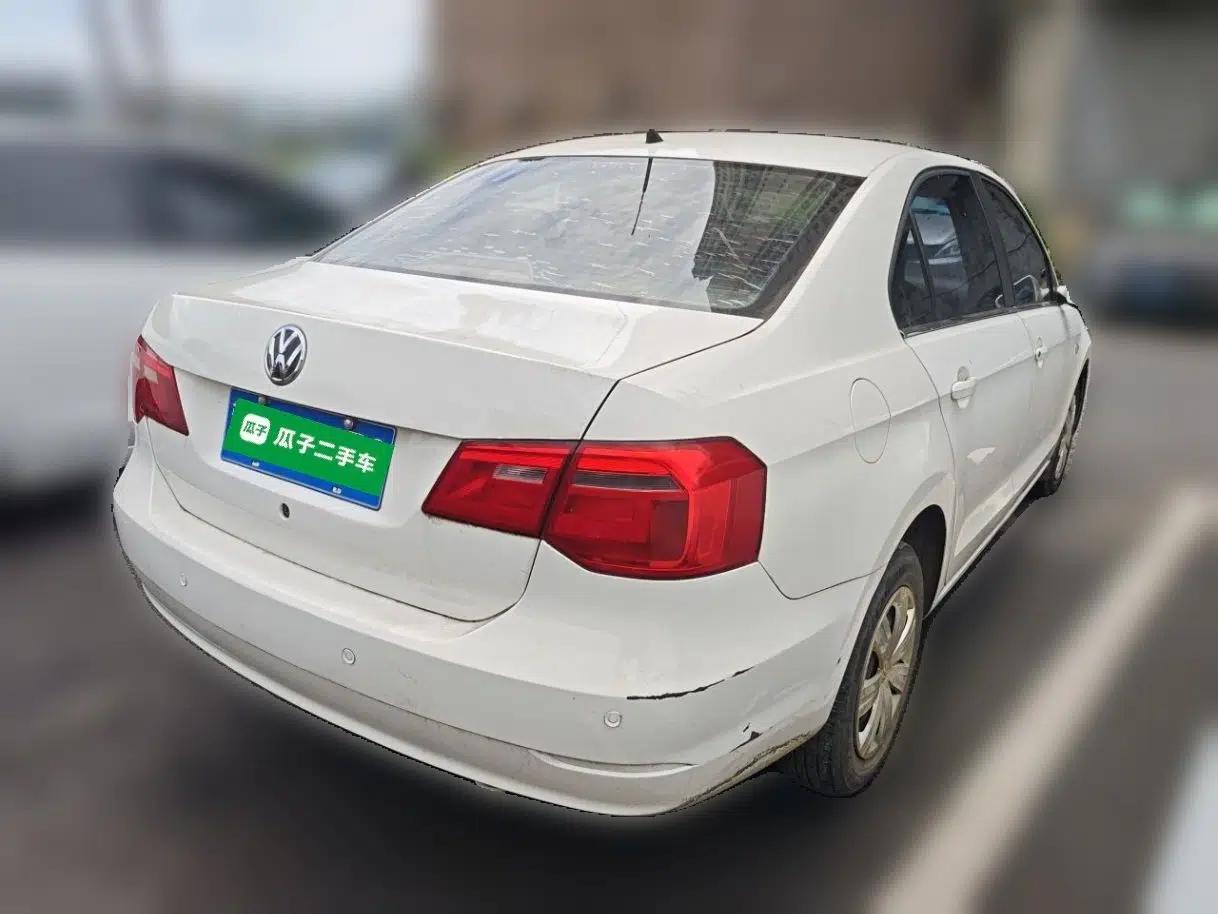 Volkswagen Jetta 2013 1.6L Automatic Fashion Model — миниатюра 6
