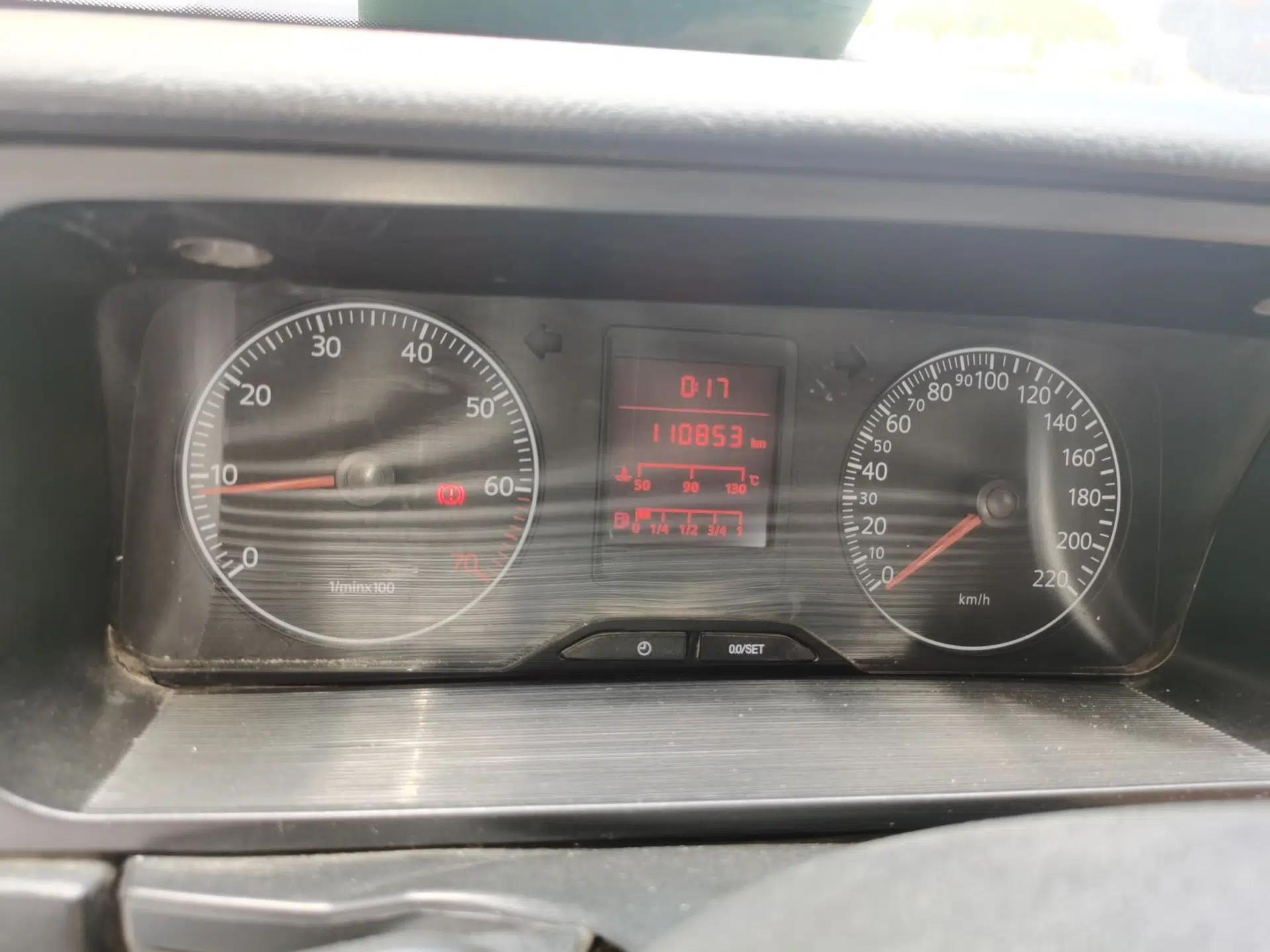 Volkswagen Jetta 2010 1.6L Partner — миниатюра 11